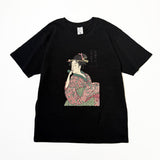 通油町Tシャツ「ポッピンを吹く女」 (黒)